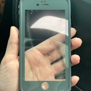 Lifeproof Case